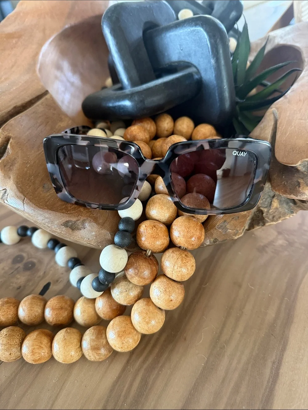 Quay Paris Hilton TOTAL VIBE Oversized Creamy Tortoise Square Frame Sunglasses